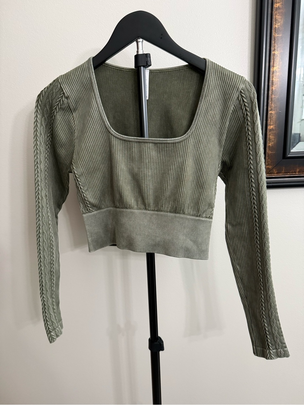 Ribbed Square-Neck Long Sleeve Crop Top - Olive